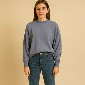 Abercrombi & Fitch Light Blue Crewneck